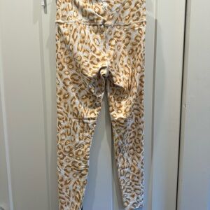 Women's Leopard Print Leggings